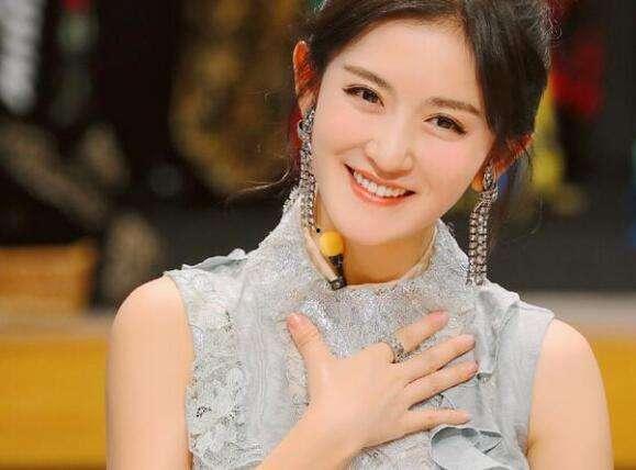 唐小姐爆料香港娱乐圈,香港娱乐圈幕后真相大曝光 第3张 唐小姐爆料香港娱乐圈,香港娱乐圈幕后真相大曝光 第3张